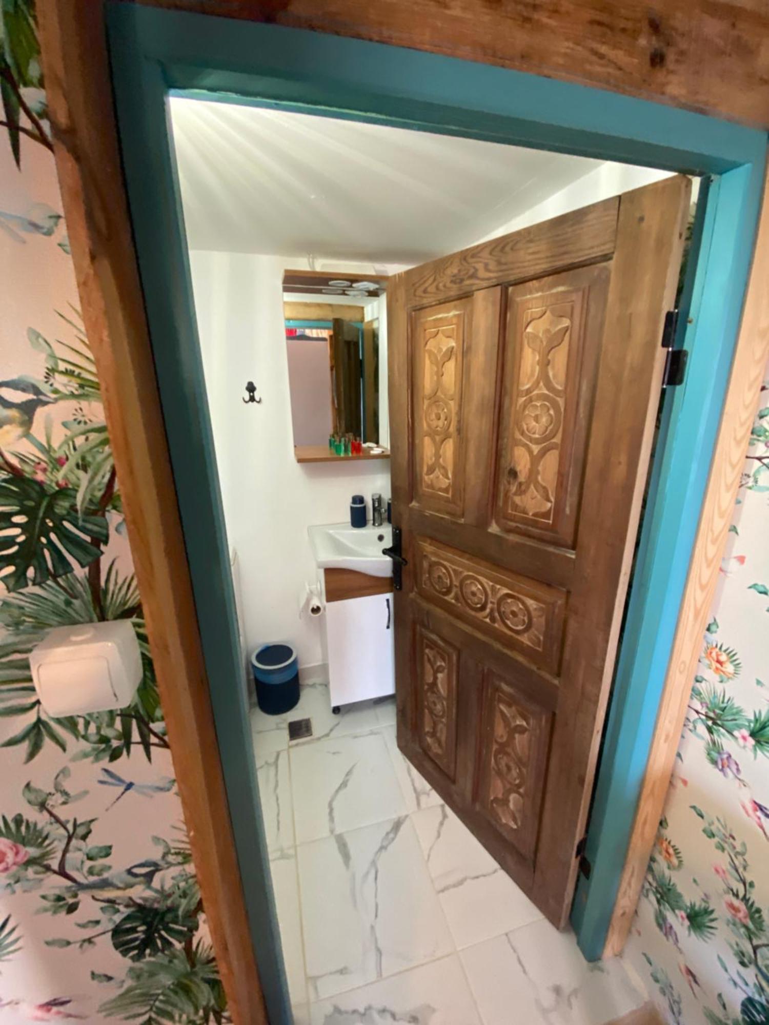Cunda Club Sedef Island Hotel Ayvalik Bagian luar foto